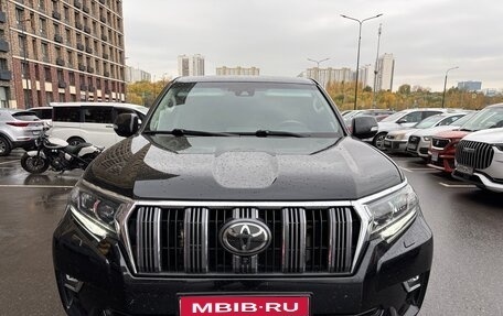 Toyota Land Cruiser Prado 150 рестайлинг, 2021 год, 6 450 000 рублей, 1 фотография