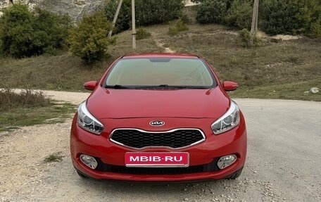 KIA cee'd III, 2014 год, 1 350 000 рублей, 1 фотография