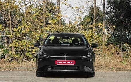 Toyota Corolla, 2023 год, 1 850 000 рублей, 2 фотография
