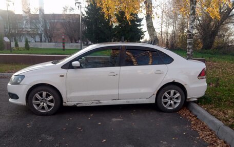 Volkswagen Polo VI (EU Market), 2012 год, 300 000 рублей, 2 фотография