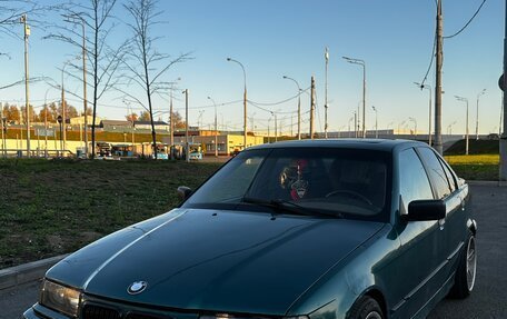 BMW 3 серия, 1990 год, 586 500 рублей, 2 фотография