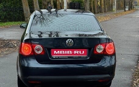 Volkswagen Jetta VII, 2010 год, 400 000 рублей, 4 фотография