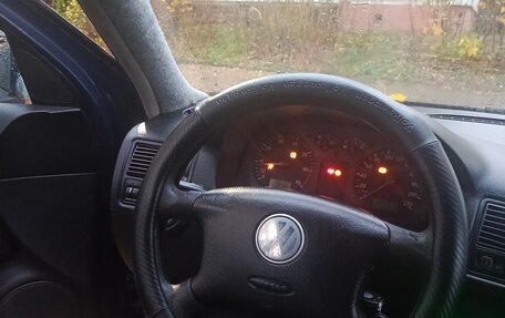Volkswagen Golf IV, 2003 год, 280 000 рублей, 3 фотография