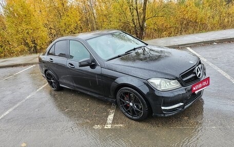 Mercedes-Benz C-Класс, 2012 год, 920 000 рублей, 2 фотография