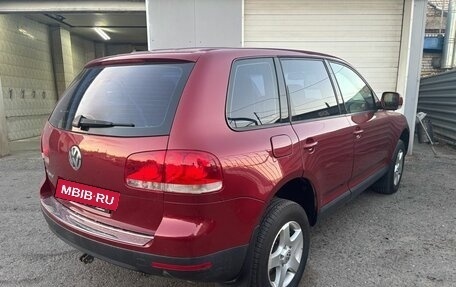 Volkswagen Touareg III, 2003 год, 819 000 рублей, 2 фотография