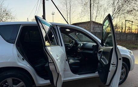Toyota RAV4, 2012 год, 1 515 000 рублей, 9 фотография