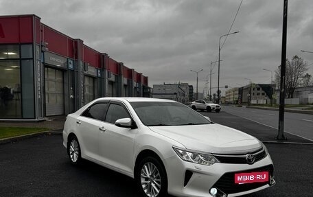 Toyota Camry, 2015 год, 2 250 000 рублей, 3 фотография
