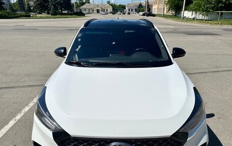 Hyundai Tucson III, 2020 год, 2 400 000 рублей, 1 фотография