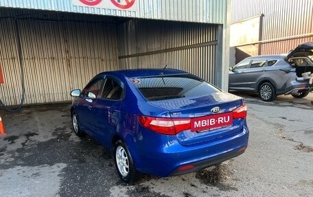 KIA Rio III рестайлинг, 2011 год, 530 000 рублей, 3 фотография
