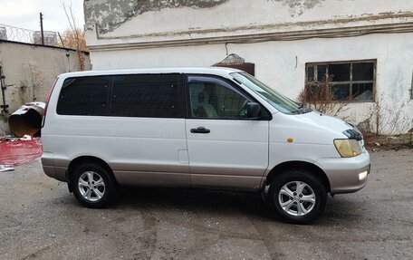 Toyota Town Ace III, 2001 год, 600 000 рублей, 2 фотография