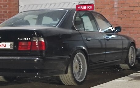 BMW 5 серия, 1992 год, 610 000 рублей, 8 фотография