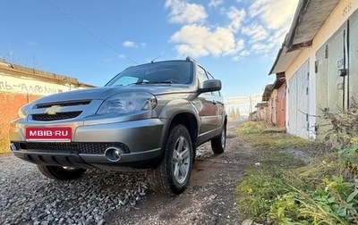Chevrolet Niva I рестайлинг, 2017 год, 800 000 рублей, 1 фотография