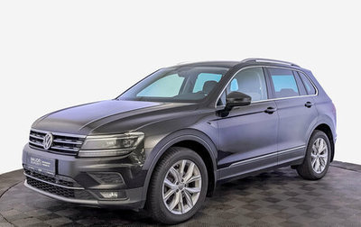 Volkswagen Tiguan II, 2018 год, 2 655 000 рублей, 1 фотография