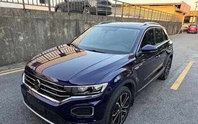 Volkswagen T-Roc I, 2021 год, 1 349 222 рублей, 1 фотография