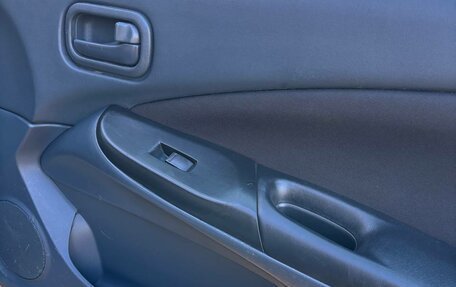 Nissan Almera, 2005 год, 285 000 рублей, 18 фотография