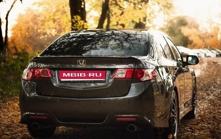Honda Accord VIII рестайлинг, 2008 год, 1 000 000 рублей, 2 фотография