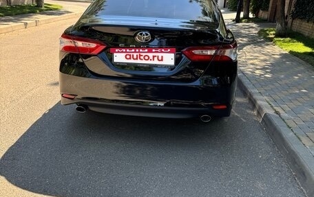 Toyota Camry, 2021 год, 2 350 000 рублей, 4 фотография