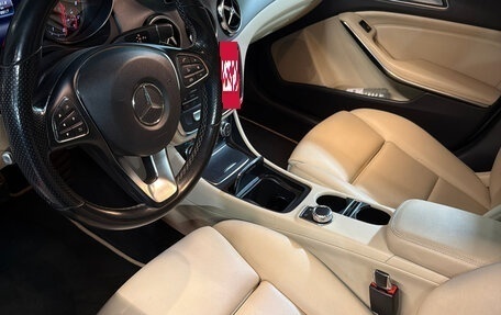 Mercedes-Benz GLA, 2019 год, 2 250 000 рублей, 2 фотография