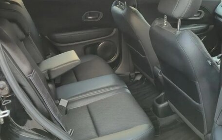 Honda Vezel, 2018 год, 1 790 000 рублей, 10 фотография