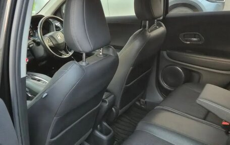 Honda Vezel, 2018 год, 1 790 000 рублей, 12 фотография