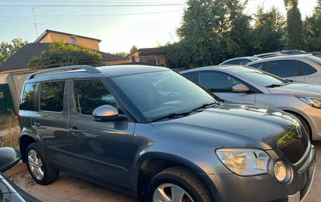 Skoda Yeti I рестайлинг, 2013 год, 800 000 рублей, 3 фотография