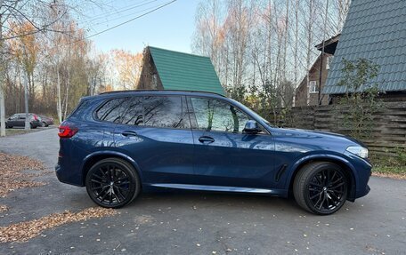 BMW X5, 2021 год, 6 490 000 рублей, 2 фотография