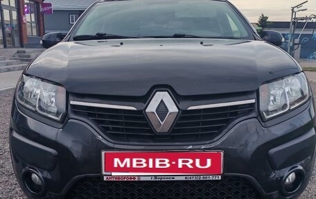 Renault Sandero II рестайлинг, 2017 год, 909 000 рублей, 2 фотография