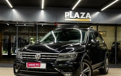 Volkswagen Tiguan II, 2018 год, 2 180 000 рублей, 1 фотография