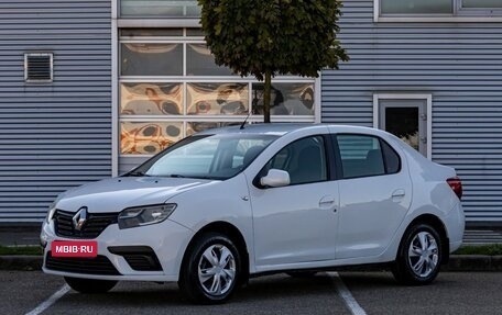 Renault Logan II, 2018 год, 855 000 рублей, 1 фотография