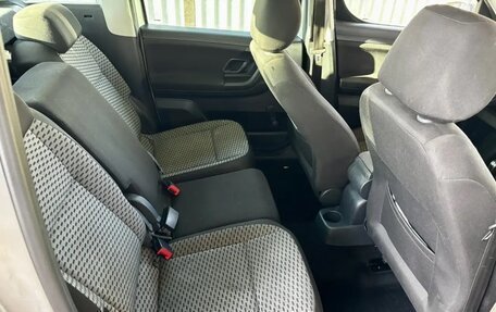 Skoda Roomster, 2012 год, 870 000 рублей, 3 фотография