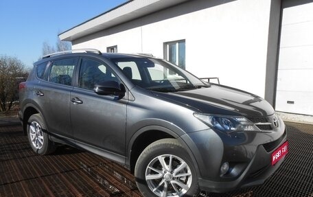 Toyota RAV4, 2013 год, 1 970 000 рублей, 1 фотография
