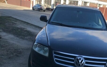 Volkswagen Touareg III, 2005 год, 300 000 рублей, 1 фотография