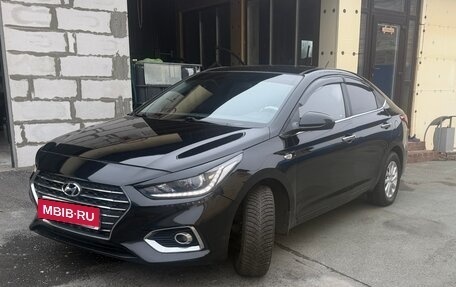 Hyundai Solaris II рестайлинг, 2018 год, 1 250 000 рублей, 1 фотография