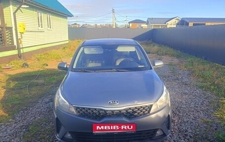 KIA Rio IV, 2020 год, 1 380 000 рублей, 1 фотография