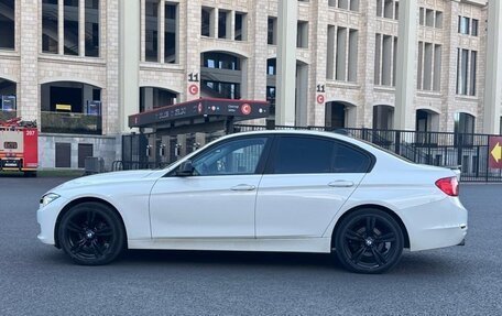 BMW 3 серия, 2014 год, 1 300 000 рублей, 3 фотография