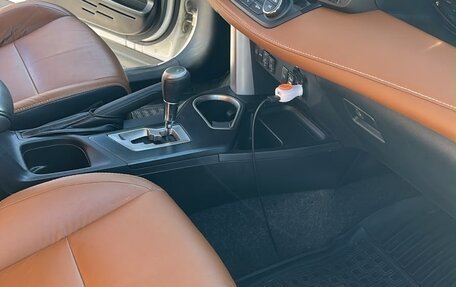 Toyota RAV4, 2017 год, 2 280 000 рублей, 5 фотография