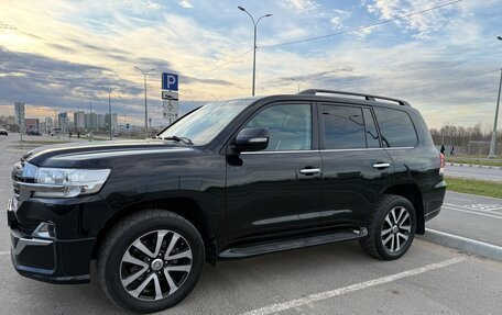 Toyota Land Cruiser 200, 2016 год, 6 000 000 рублей, 2 фотография