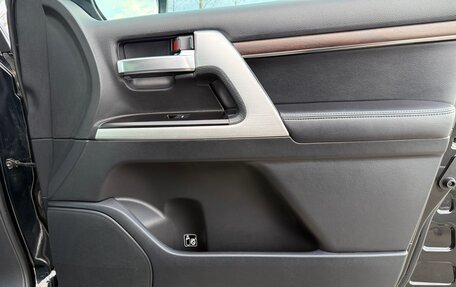 Toyota Land Cruiser 200, 2016 год, 6 000 000 рублей, 6 фотография