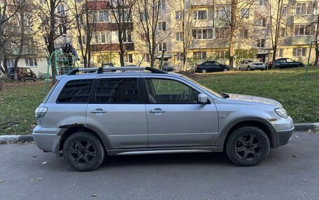 Mitsubishi Outlander III рестайлинг 3, 2004 год, 270 000 рублей, 6 фотография