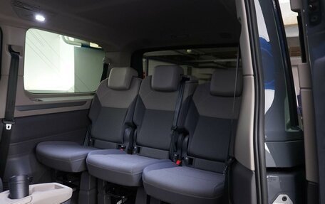 Volkswagen Multivan, 2022 год, 7 498 444 рублей, 10 фотография