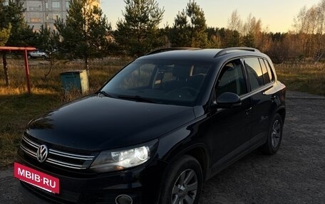 Volkswagen Tiguan I, 2012 год, 870 000 рублей, 3 фотография