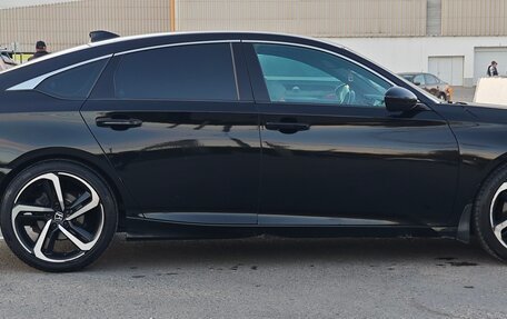 Honda Accord IX рестайлинг, 2018 год, 1 990 000 рублей, 8 фотография