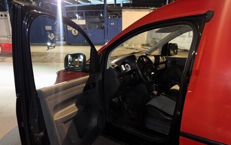 Volkswagen Caddy III рестайлинг, 2011 год, 440 000 рублей, 4 фотография