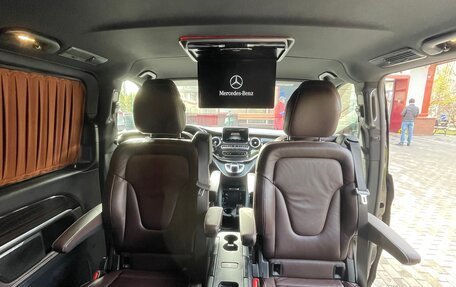 Mercedes-Benz V-Класс, 2015 год, 3 550 000 рублей, 5 фотография