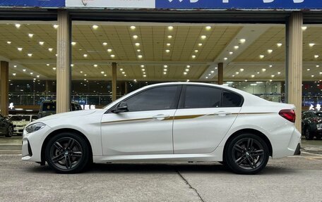 BMW 1 серия, 2023 год, 1 450 000 рублей, 4 фотография