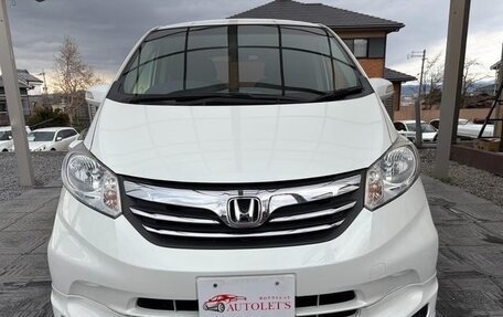 Honda Freed I, 2013 год, 830 000 рублей, 2 фотография