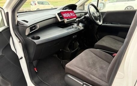 Honda Freed I, 2013 год, 830 000 рублей, 8 фотография
