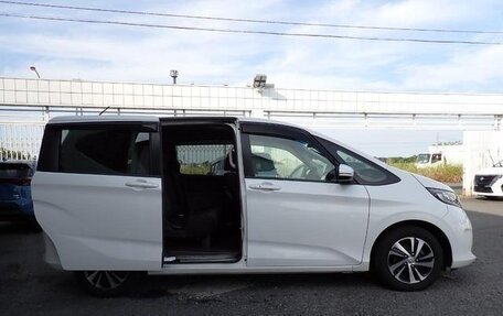 Honda Freed II, 2016 год, 1 180 000 рублей, 6 фотография