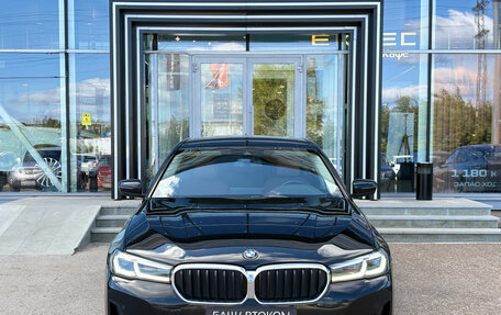 BMW 5 серия, 2021 год, 3 550 000 рублей, 2 фотография
