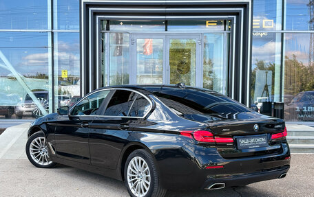 BMW 5 серия, 2021 год, 3 550 000 рублей, 6 фотография